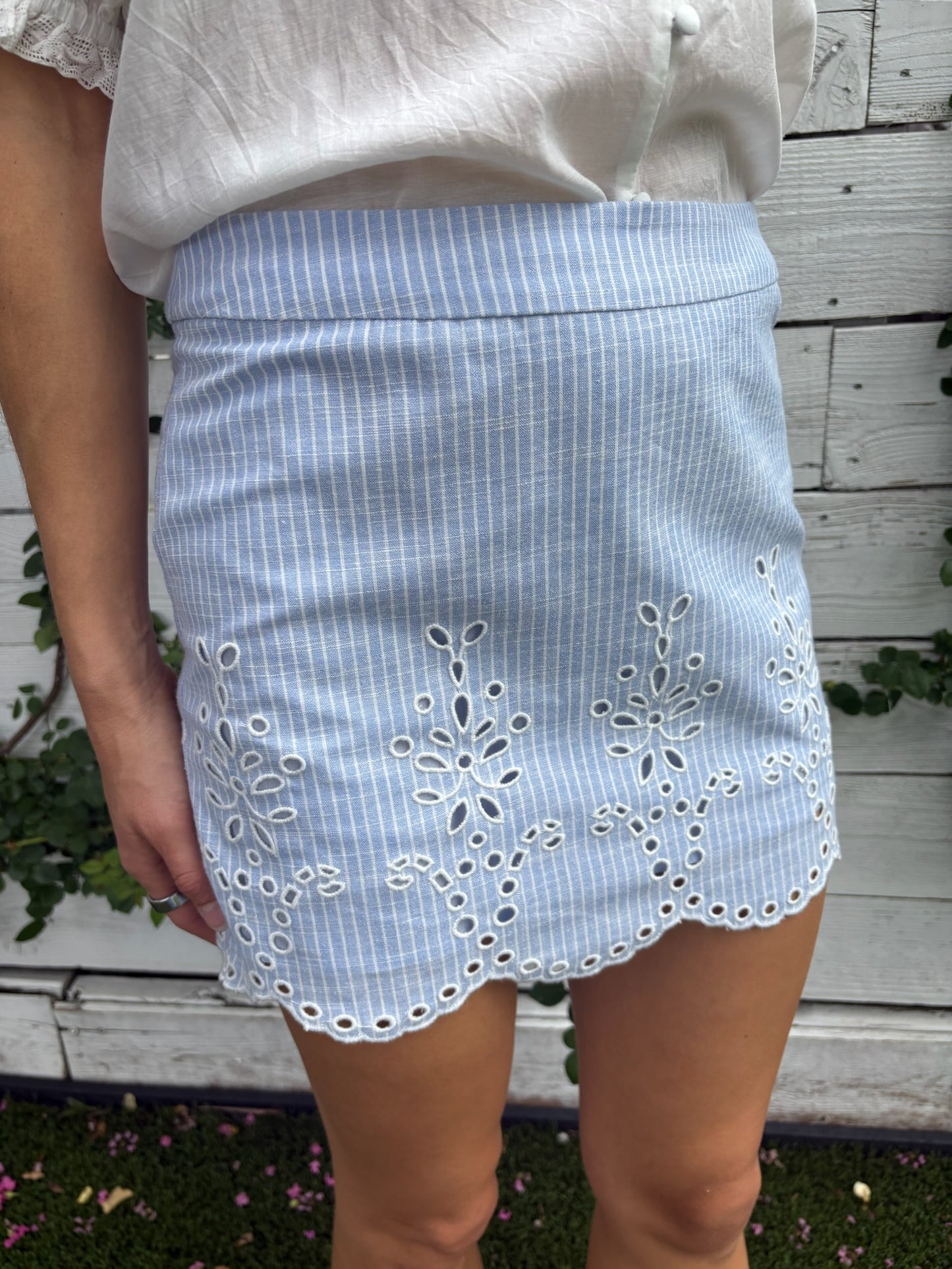 dhara mini skirt