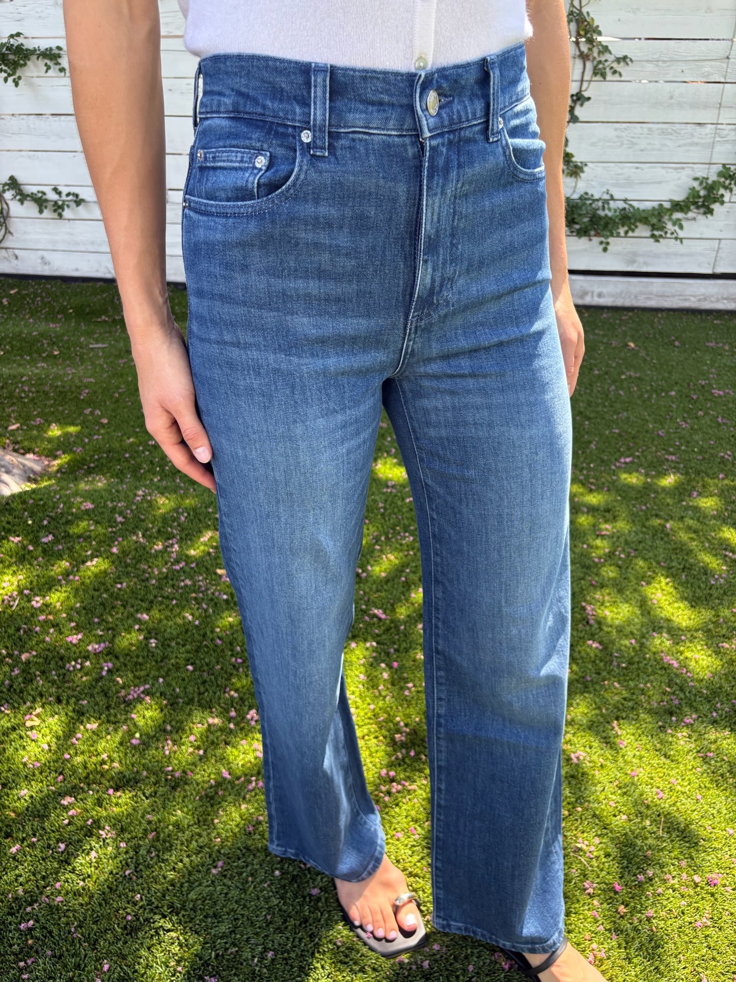 column jean in london calling