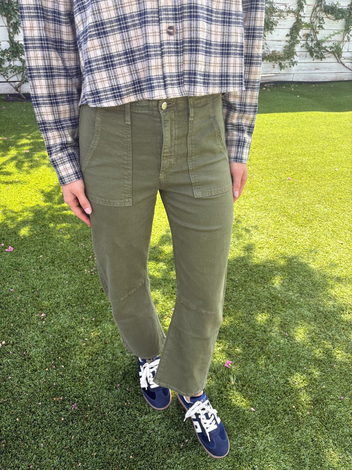 utility soft barrel jean