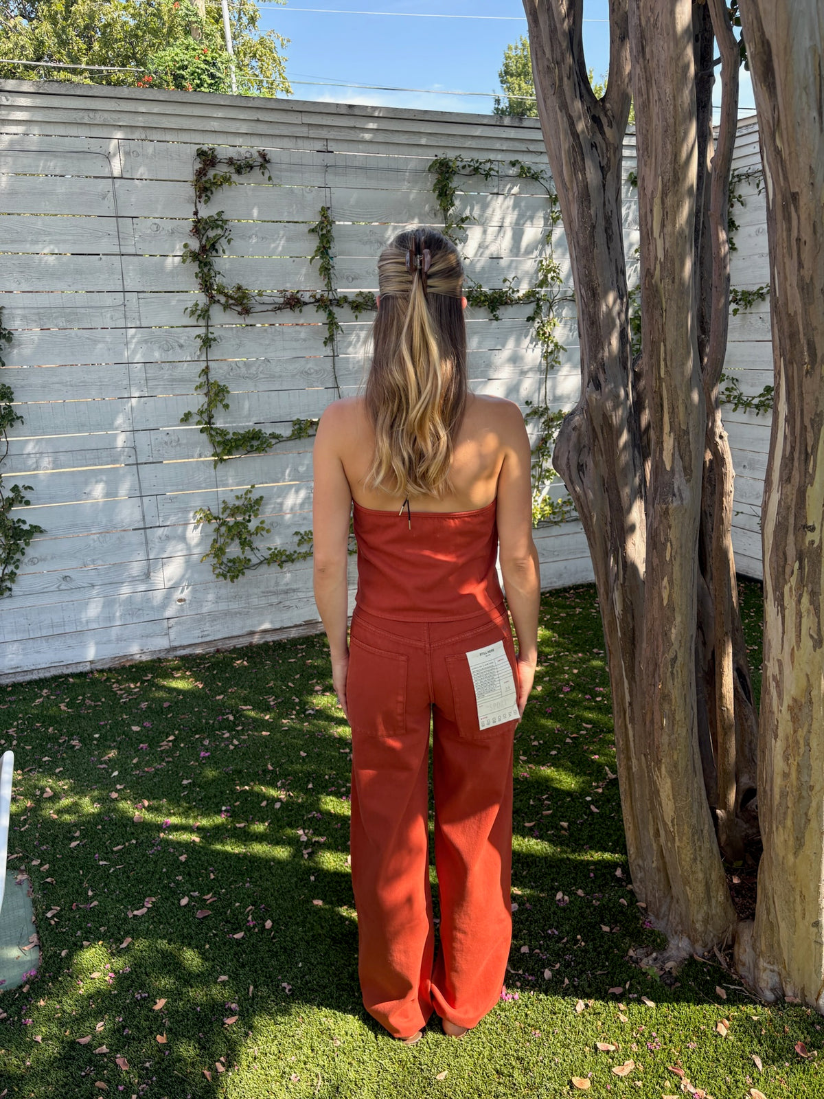 sport jean in burnt orange