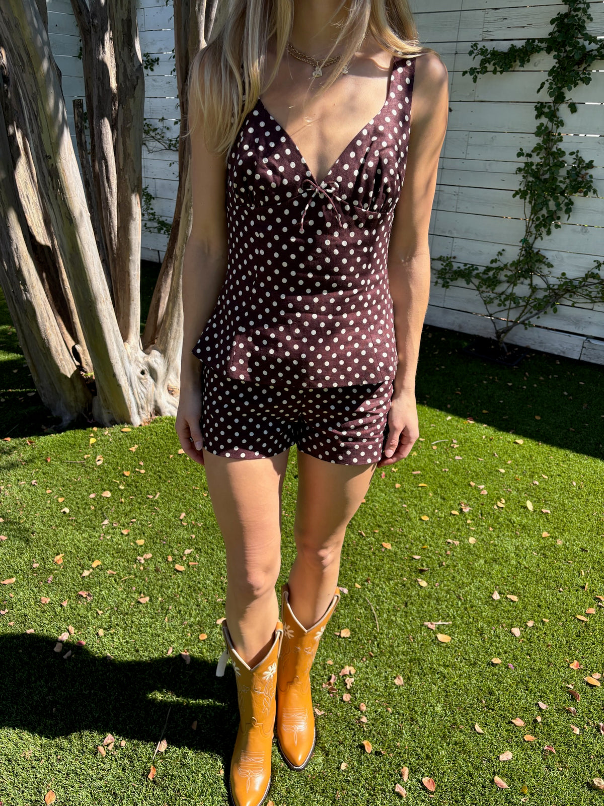 lila mini short