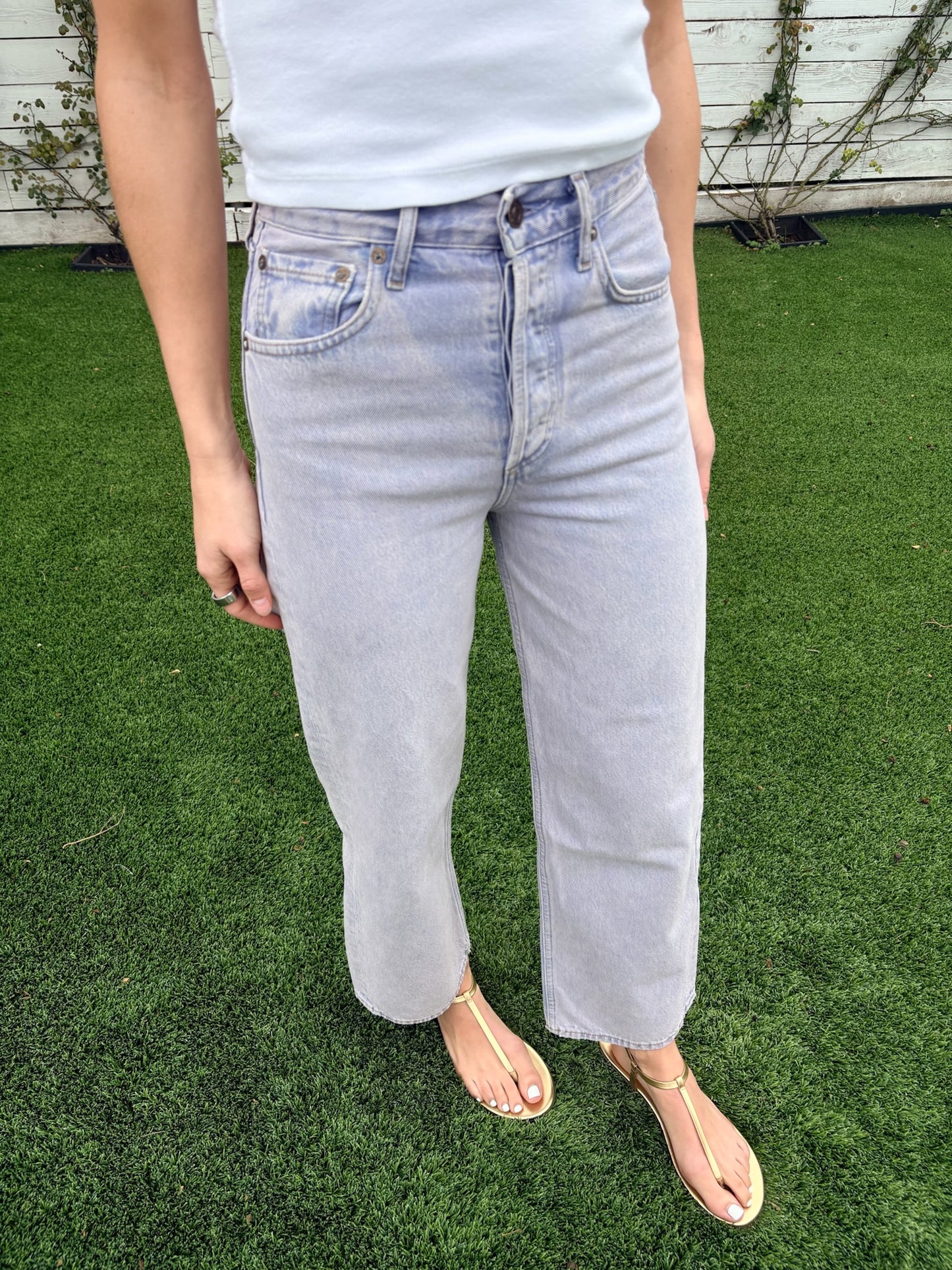 ren jean in aura