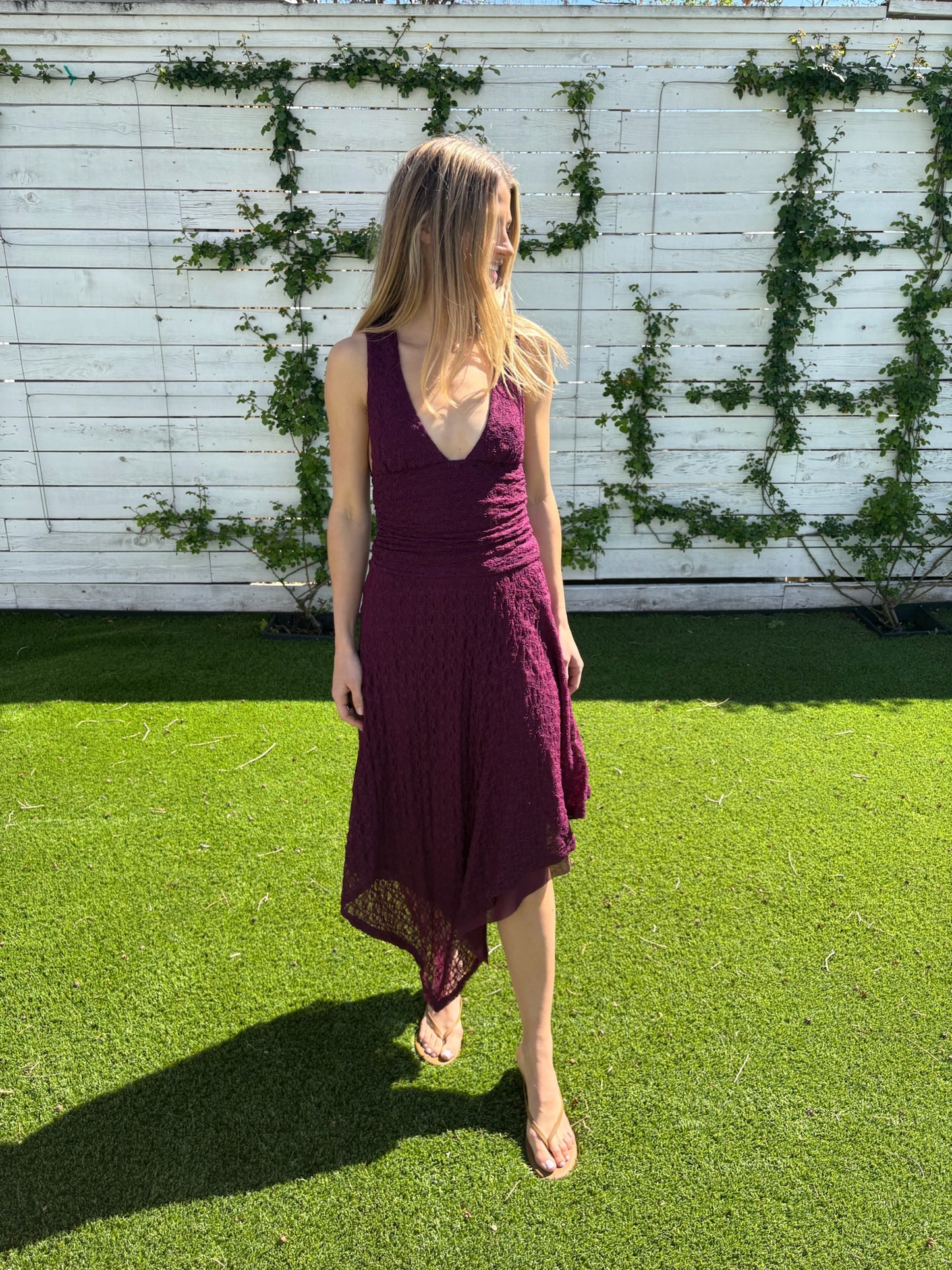 aaila lace skirt plum