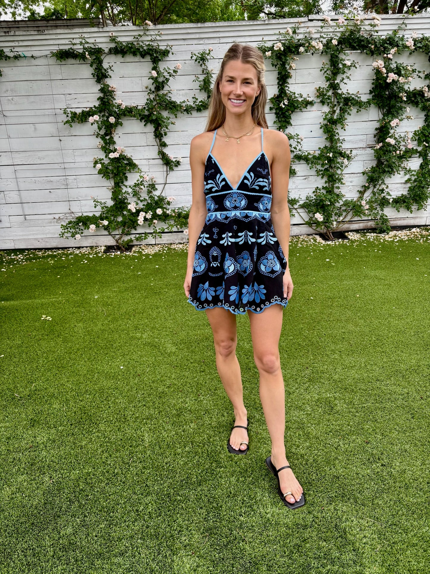 jela short dress