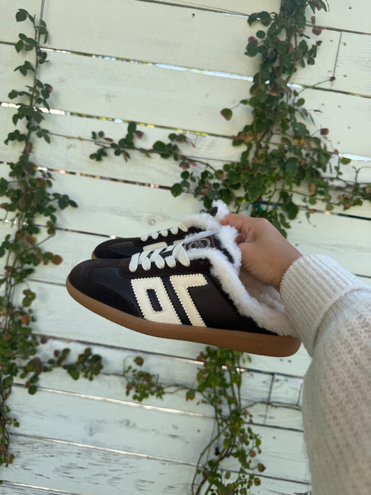 easter slide sneaker