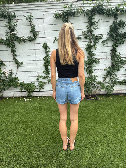 tallulah scoop tank