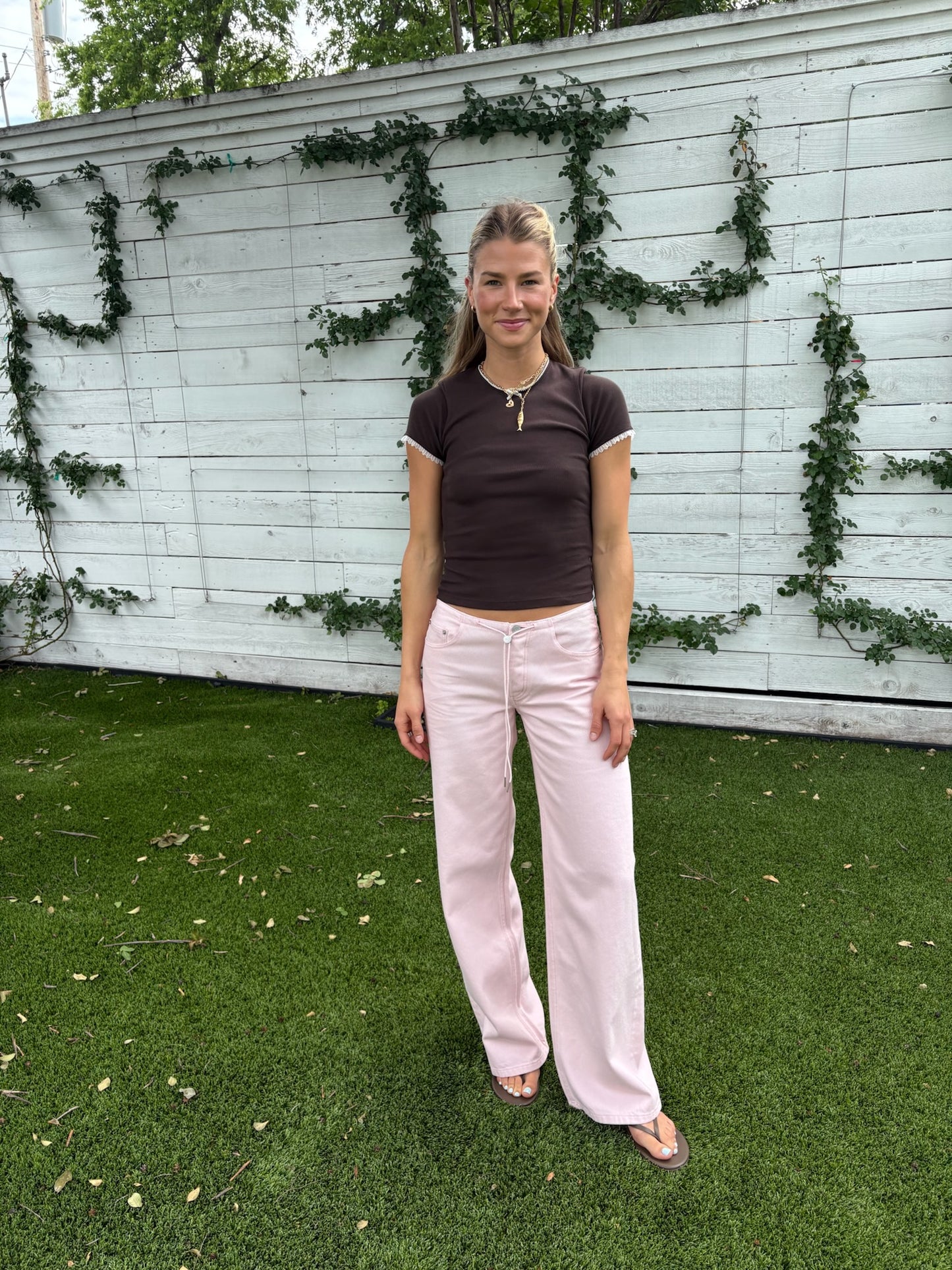 moneta baby tee