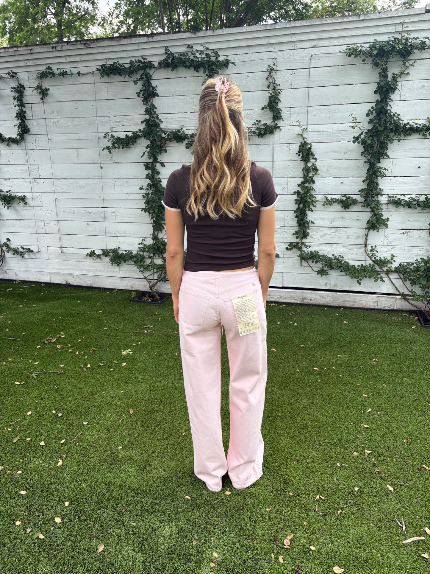 moneta baby tee