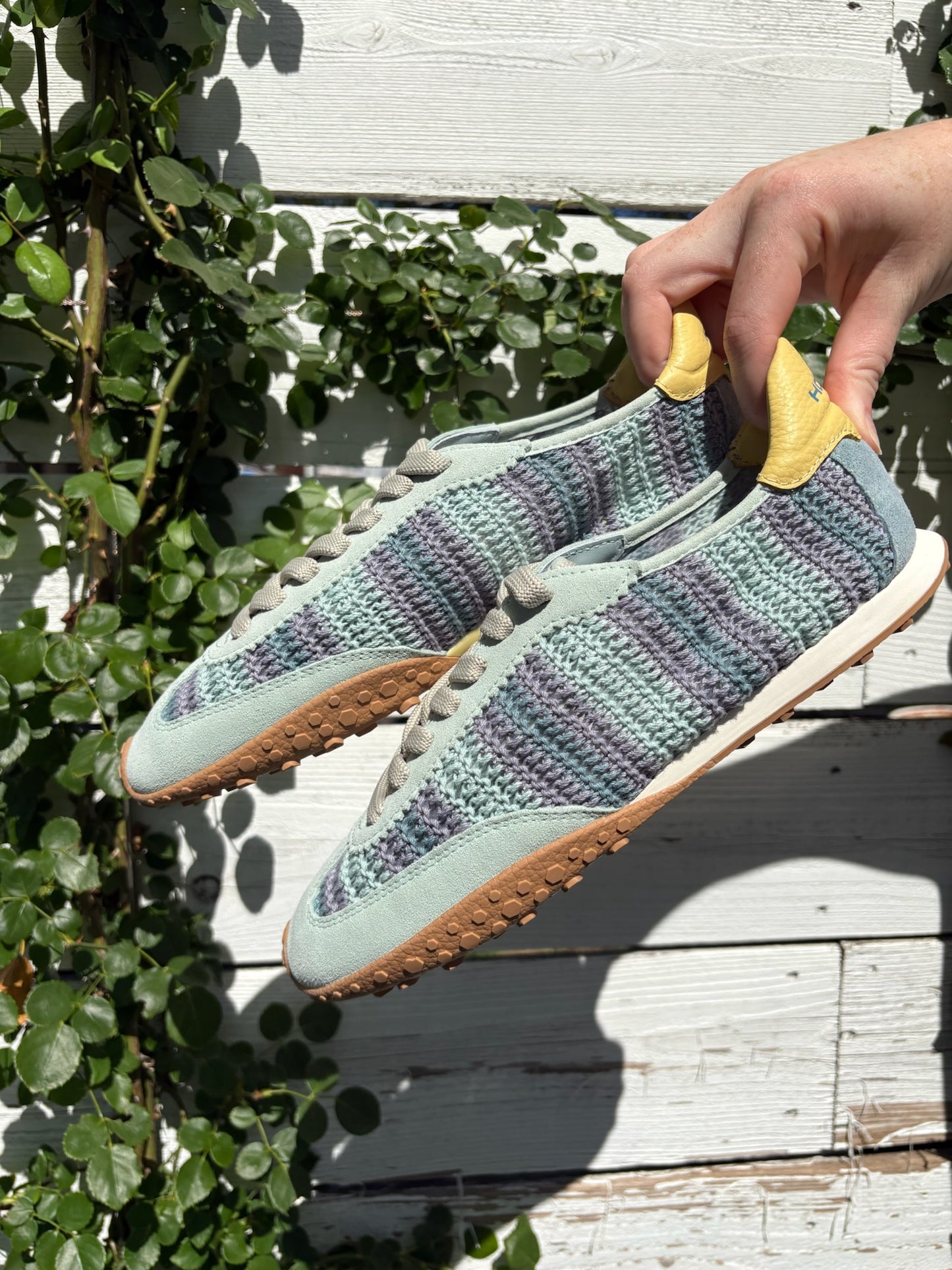 bridge fl sneakers