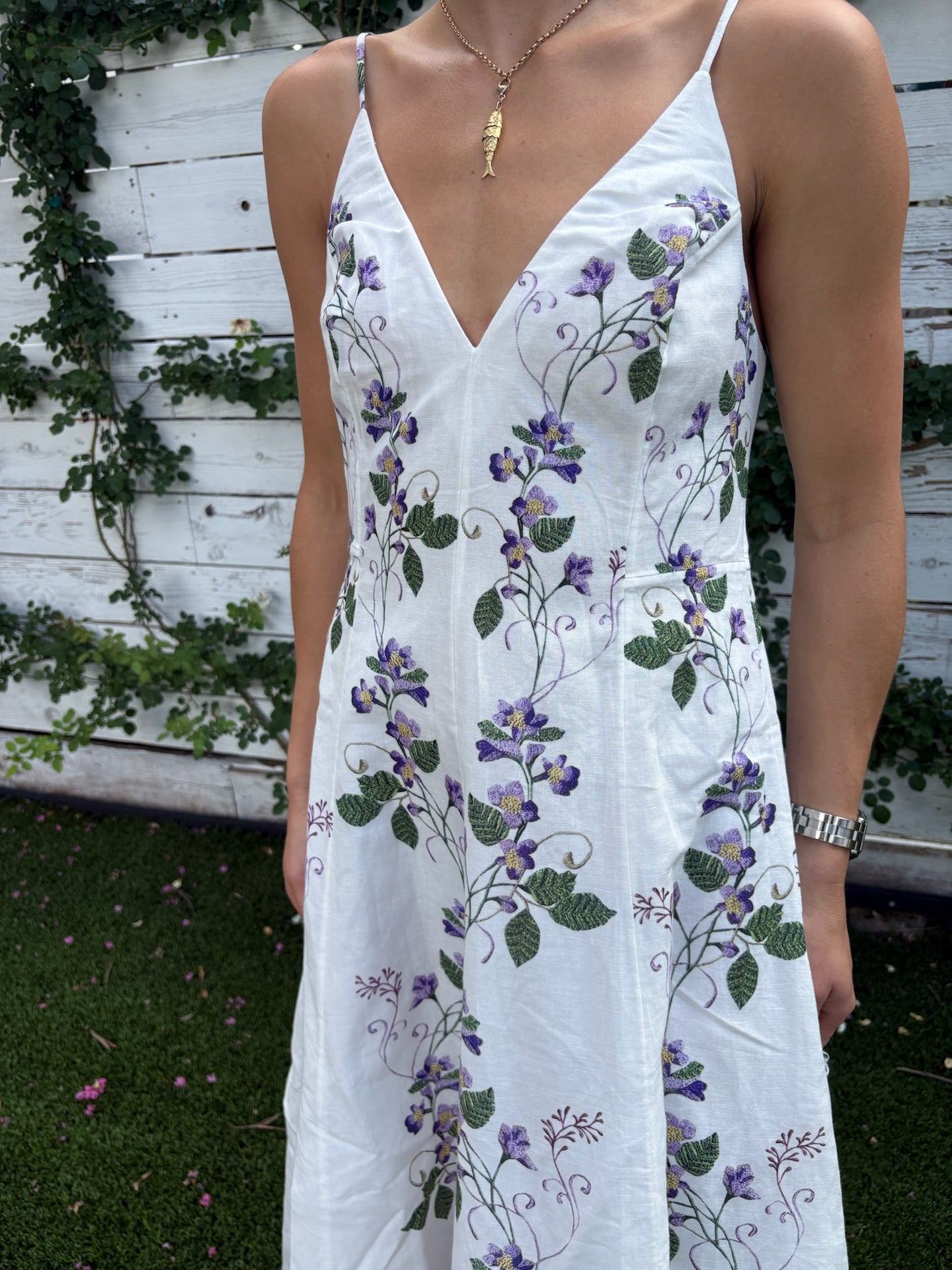 anya v-neck midi dress