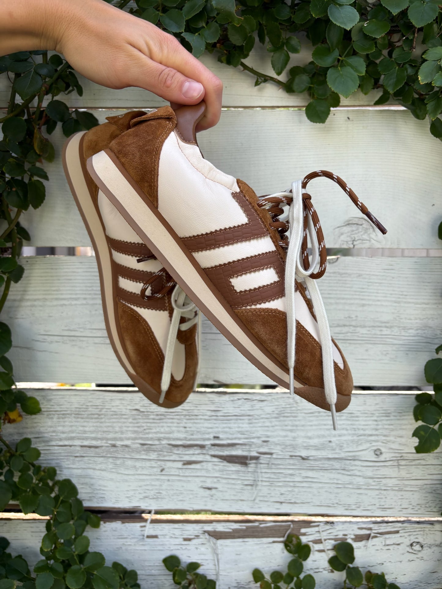 rocket sneaker butter quoio