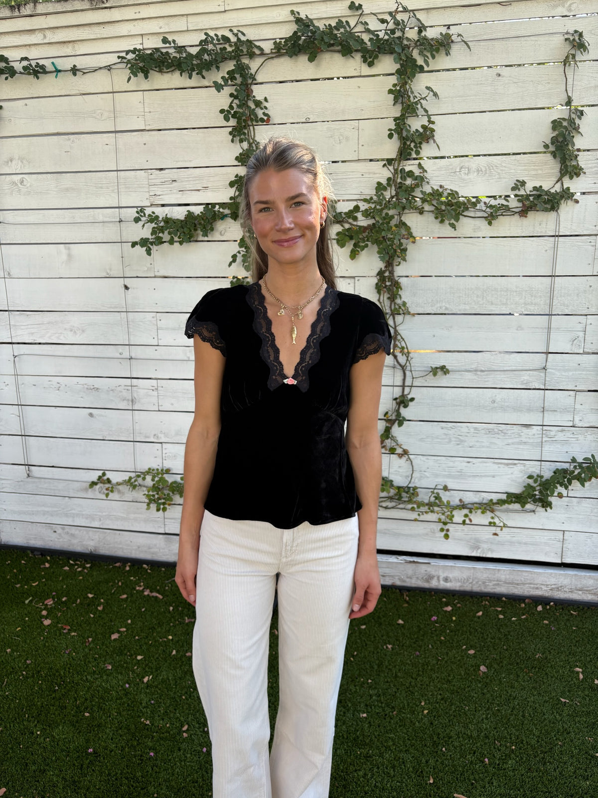 karia top in black velvet