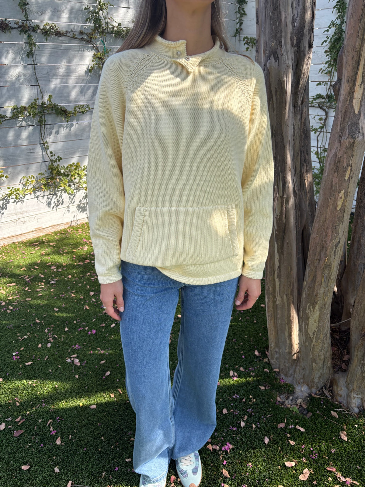 snap collar sweater