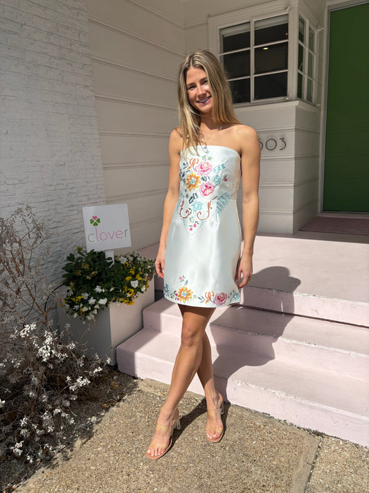 beatrix dress antique bouquet