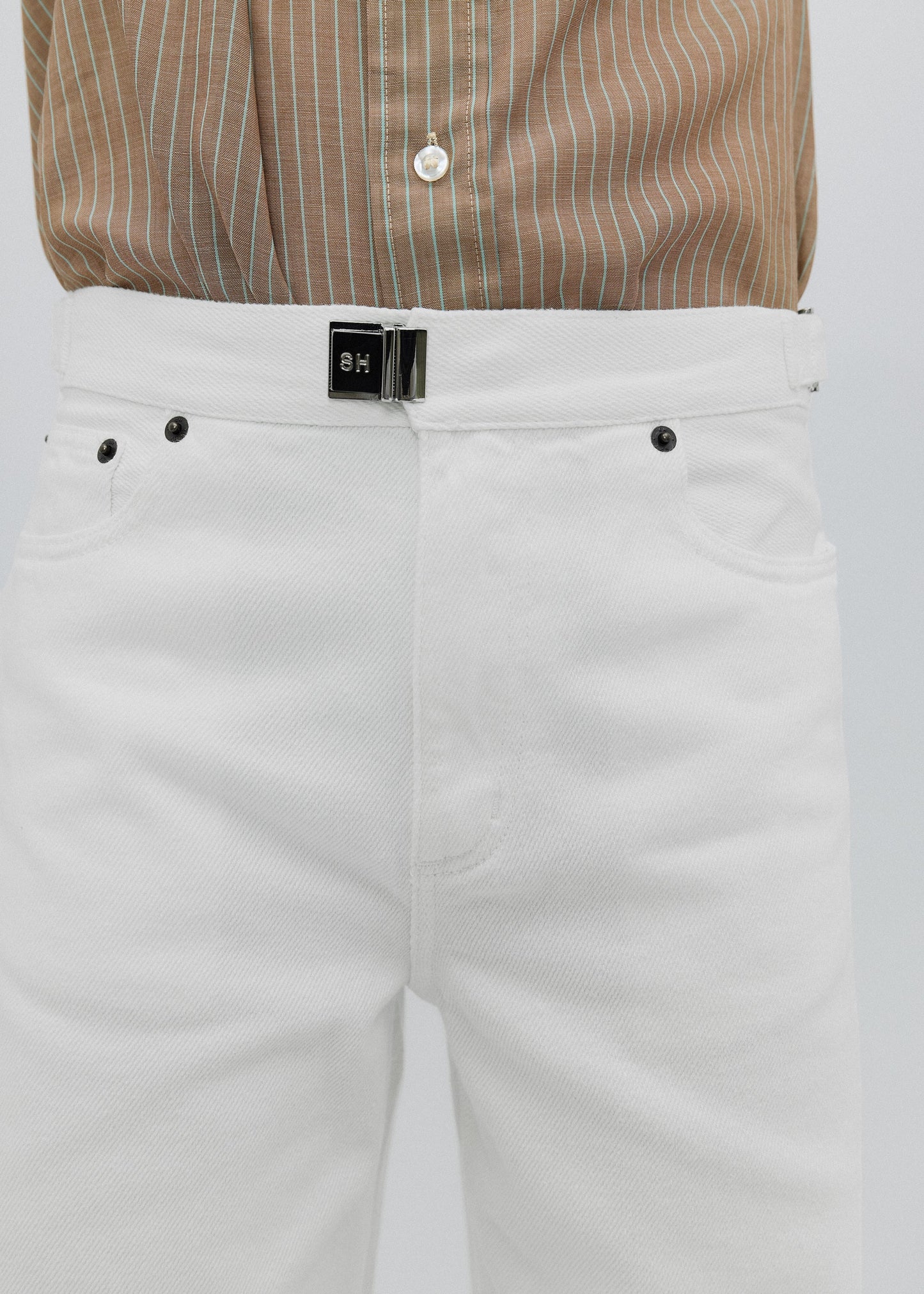 buckle jean
